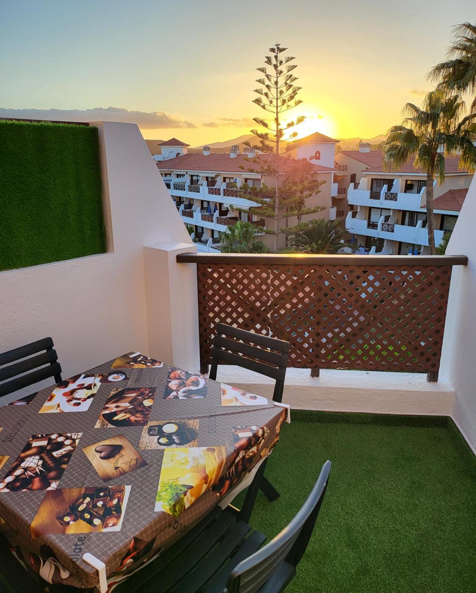 Moderno Y Luminoso Atico Con Vistas Y Piscina Apartment ซานมิเกลเดียโบนา ภายนอก รูปภาพ