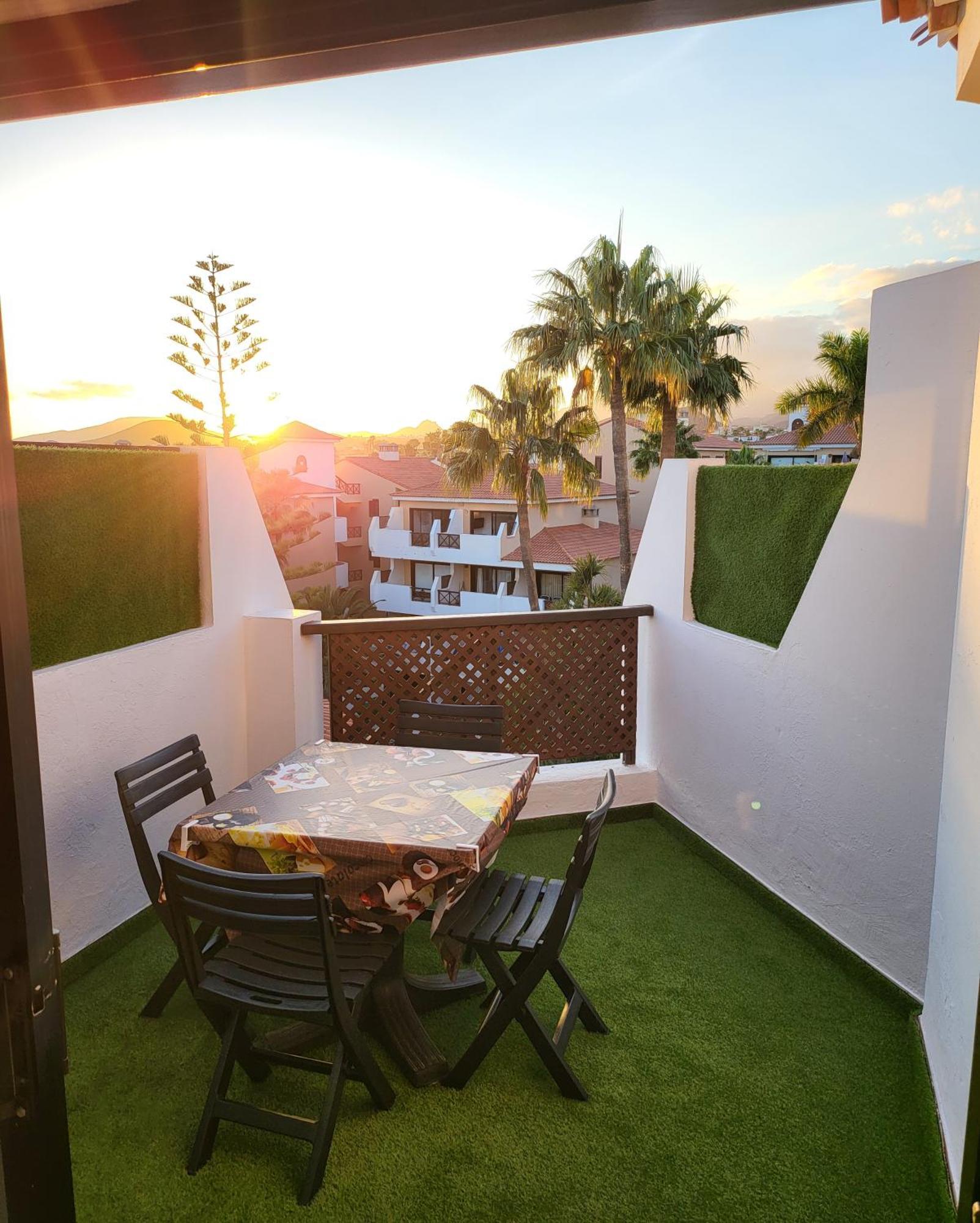 Moderno Y Luminoso Atico Con Vistas Y Piscina Apartment ซานมิเกลเดียโบนา ภายนอก รูปภาพ